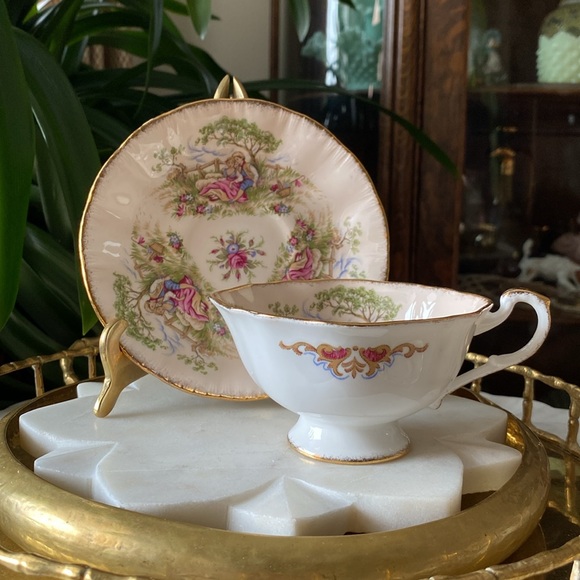 Rare PARAGON Gainsborough Antique Series Wide Teacup + Saucer Vintage 1960’s HTF - Picture 1 of 11